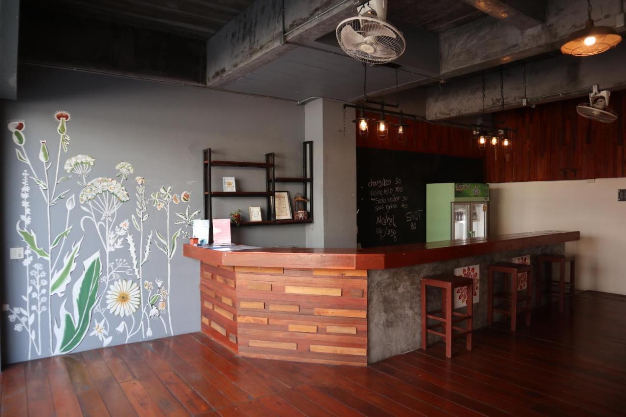 Blessing Backpackers Hostel Thongsala Ngoại thất bức ảnh
