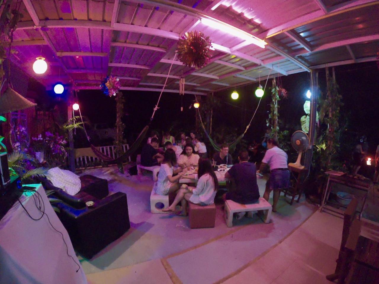 Blessing Backpackers Hostel Thongsala Ngoại thất bức ảnh